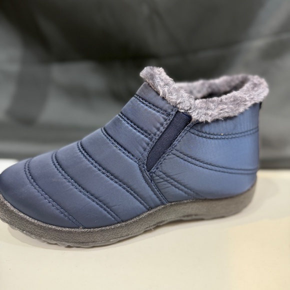 Snow Boots for Women Winter Boot with Comfortable Warm Fur Lined Ankle Booties - Picture 1 of 6